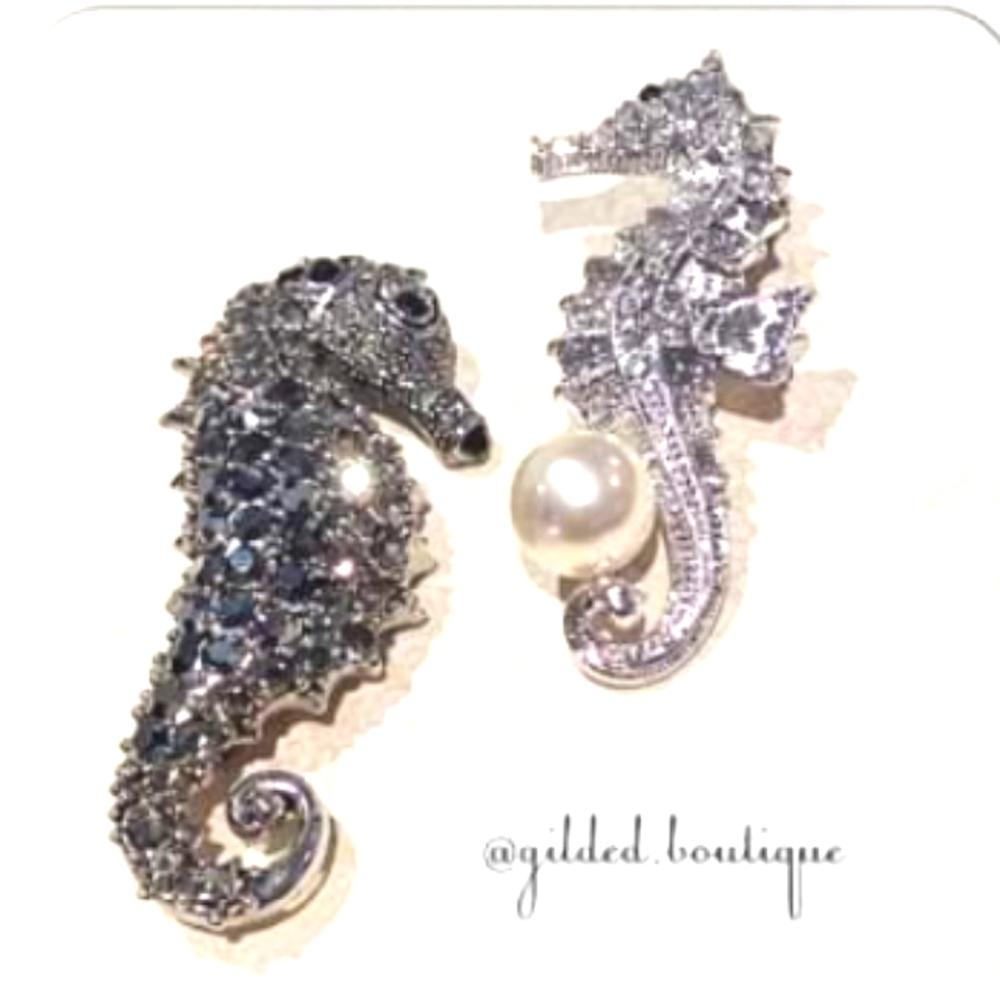 Seahorse brooch crystal NWT